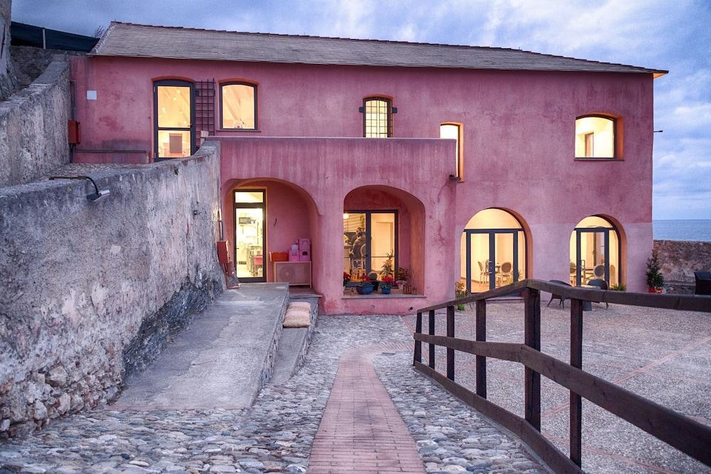 Locanda La Fortezza Finale Ligure Ngoại thất bức ảnh